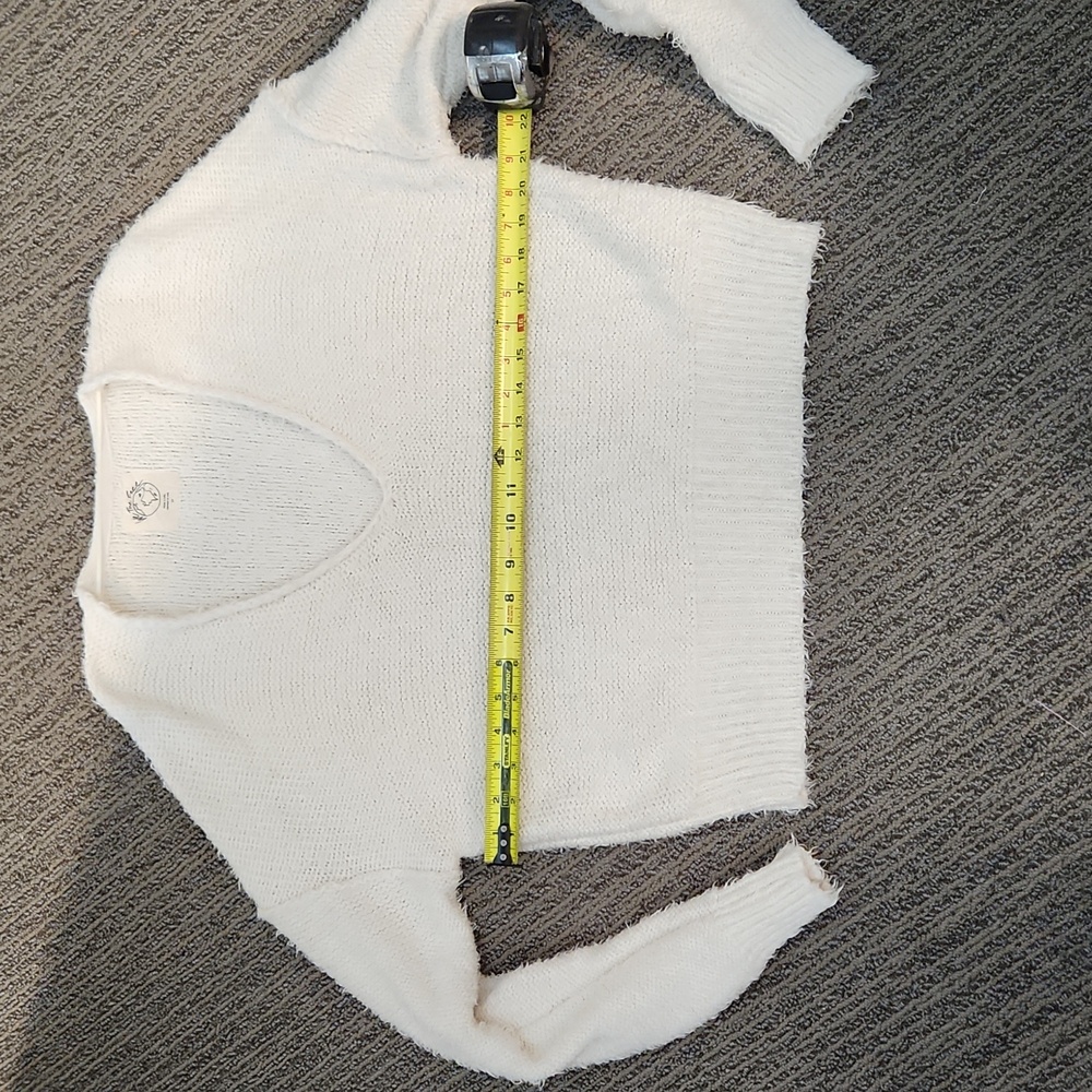 We The Free Theo Sweater Size Small - Picture 8 of 15